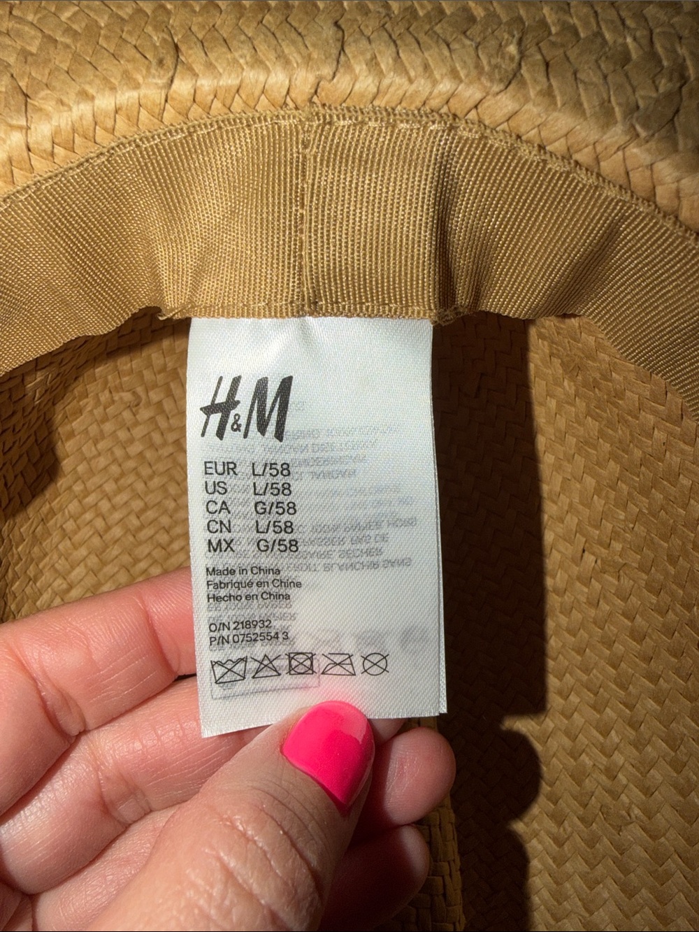 H&M Women’s Tan Straw Fedora Hat with Black Band - Picture 6 of 6
